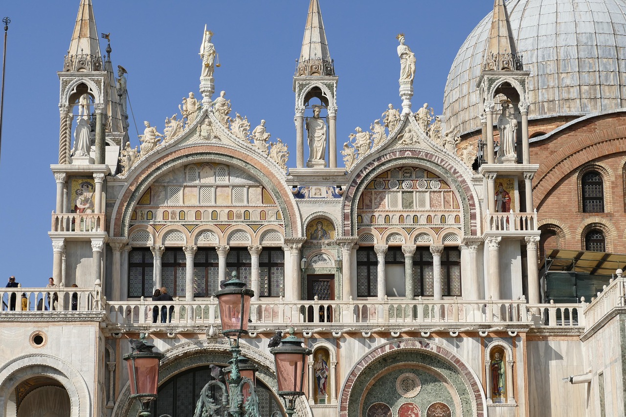 Piazza San Marco attractions in Venice with Basilica di San Marco and Campanile views