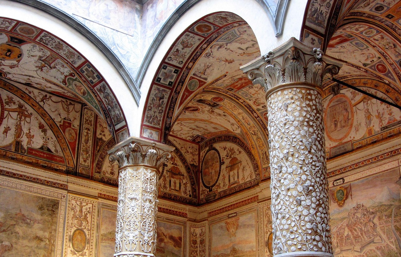 Macellum and Temples Serapide Augustus and Underworld Myths in Pozzuoli