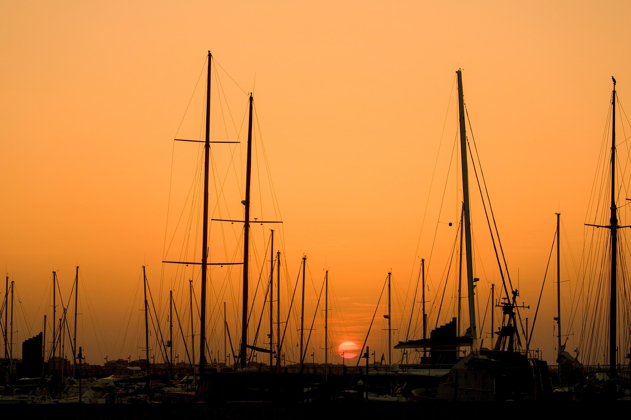 Rimini Restaurant and Waterfront Dining for Gourmet Evenings