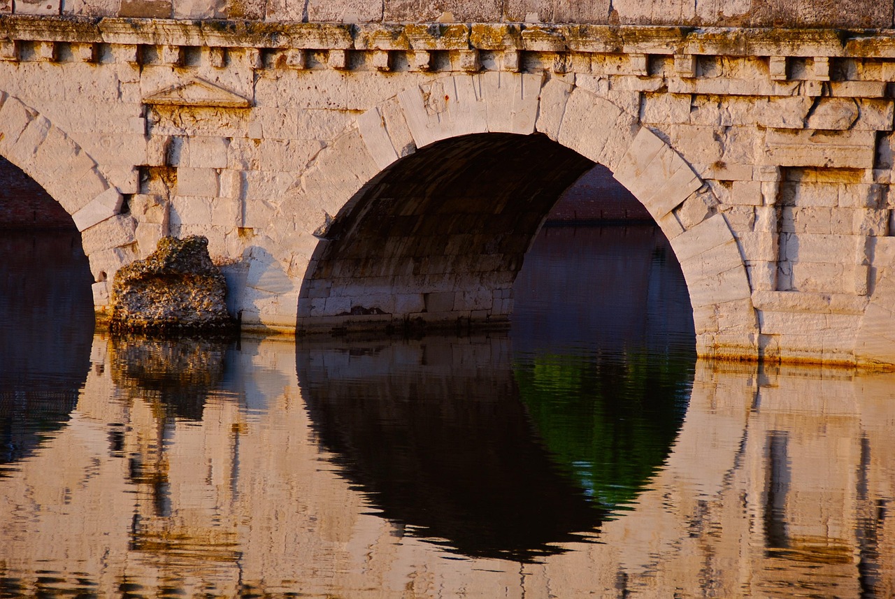 Explore the City Park Murals and Roman Renaissance Buildings