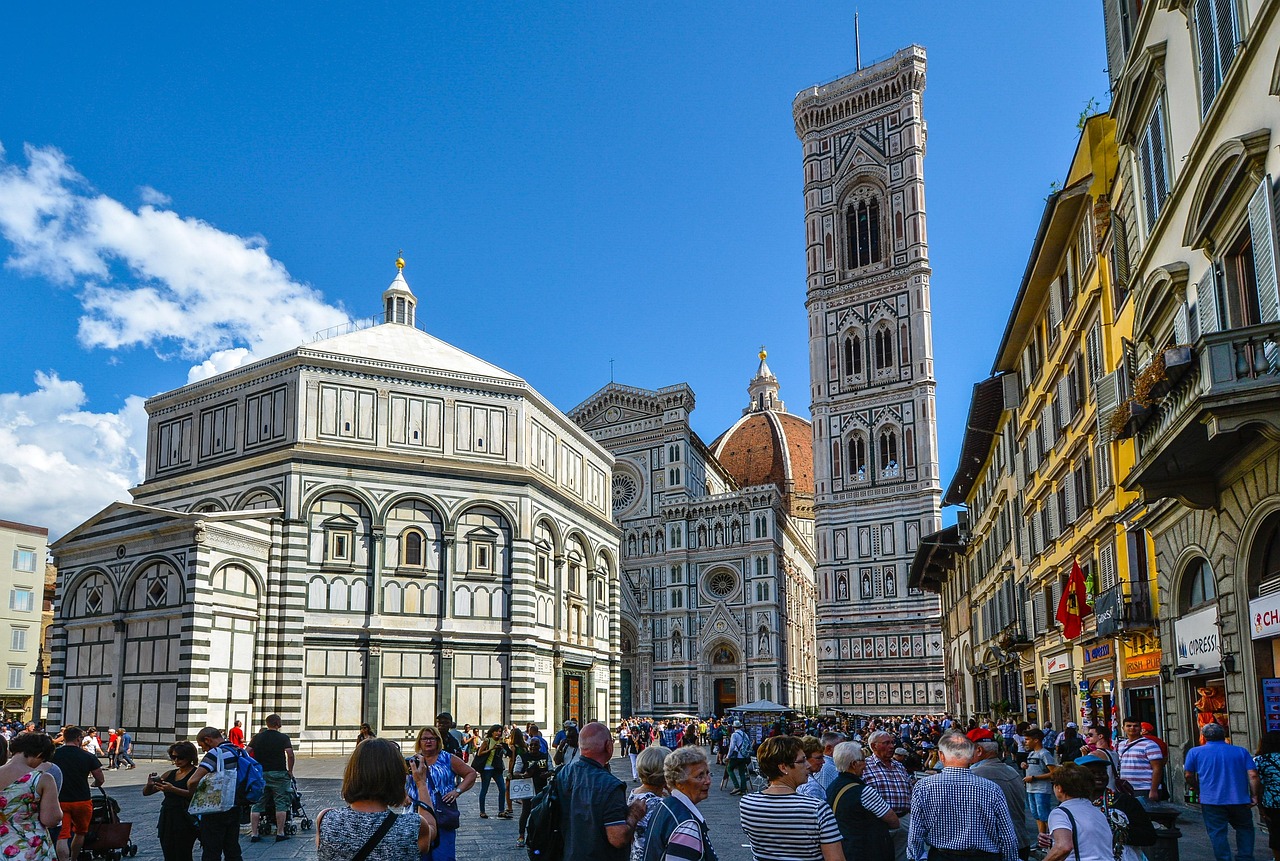 Duomo and Piazza Icons Top Attractions in Florence with Santa Maria del Fiore at sunrise
