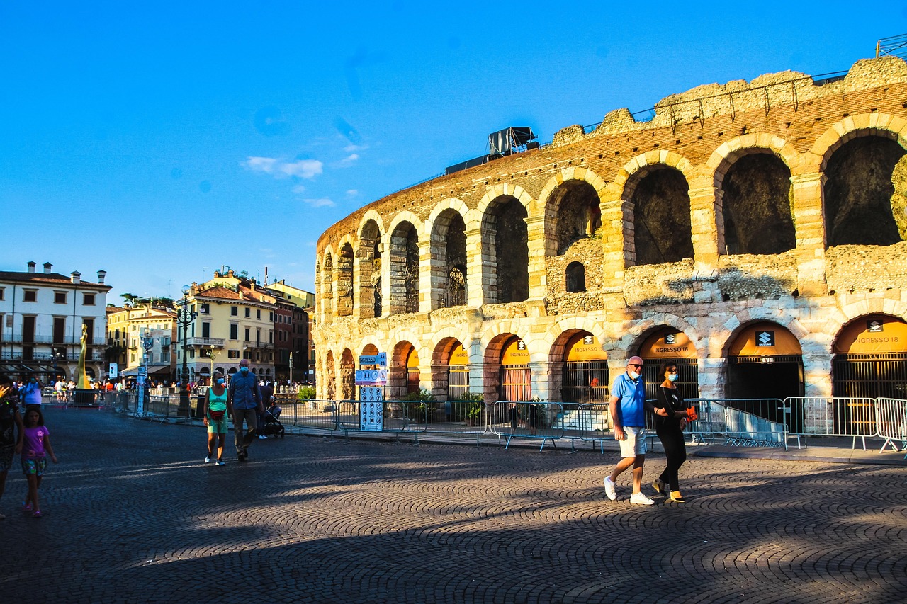 Designing your Verona travel guide basics for planning and arrival