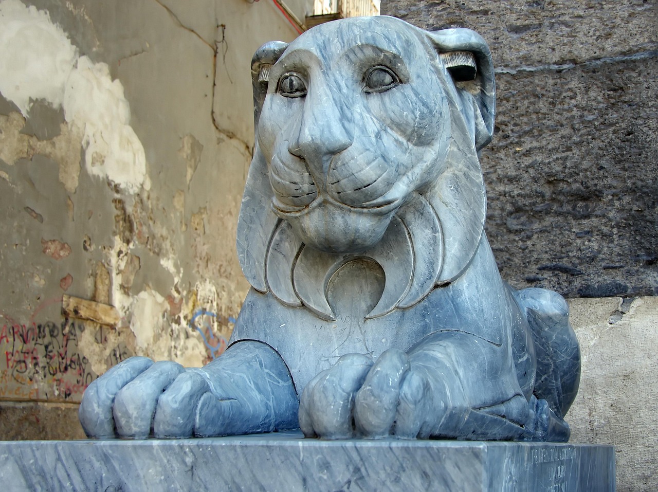 Museums and royal Naples from the Archaeological Museum to Piazza del Plebiscito