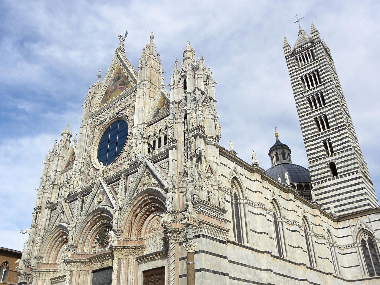 Siena the best Florence day trip for Renaissance beauty in Tuscany