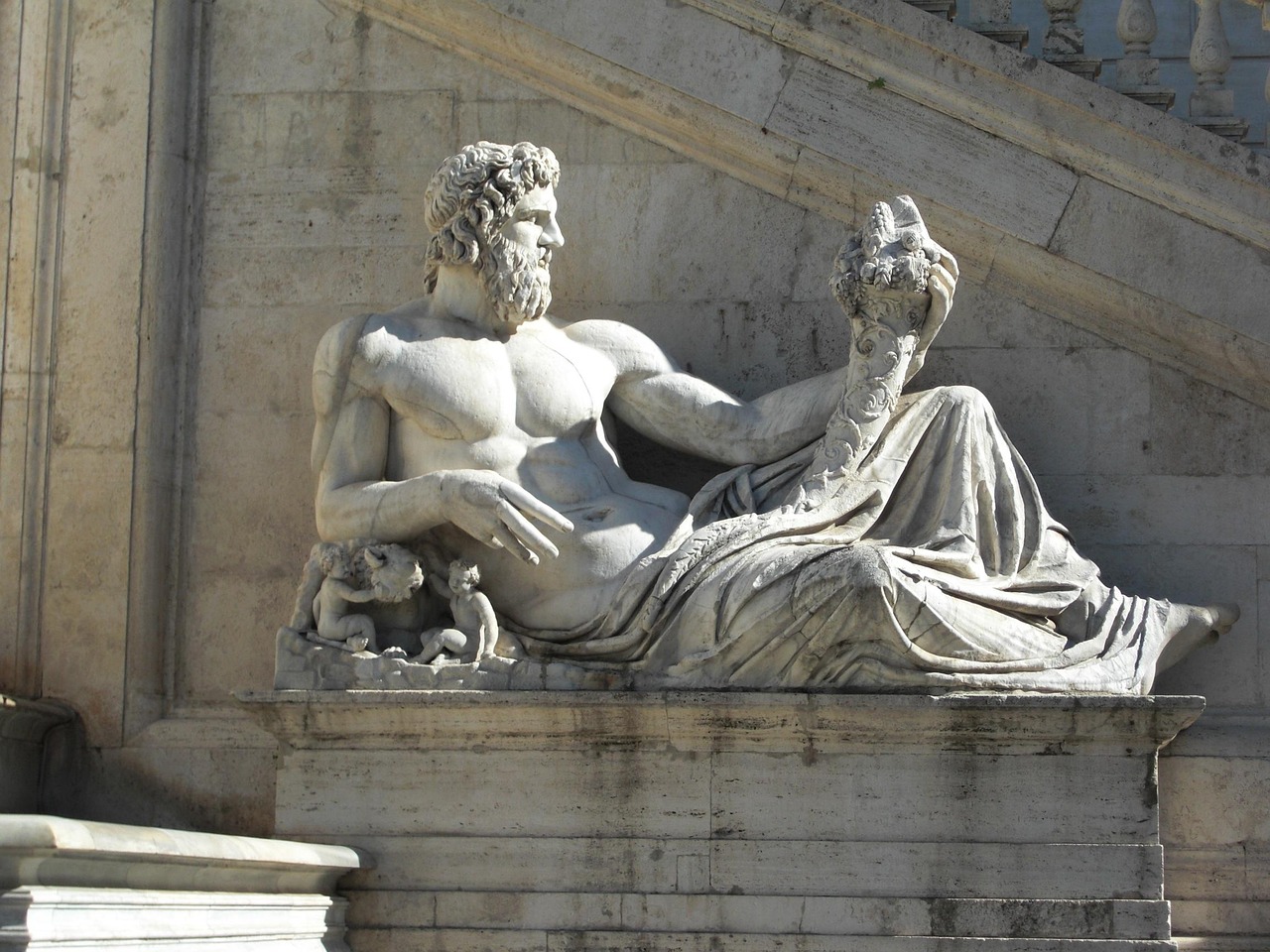 Piazza del Campidoglio and Michelangelo’s Design Walk
