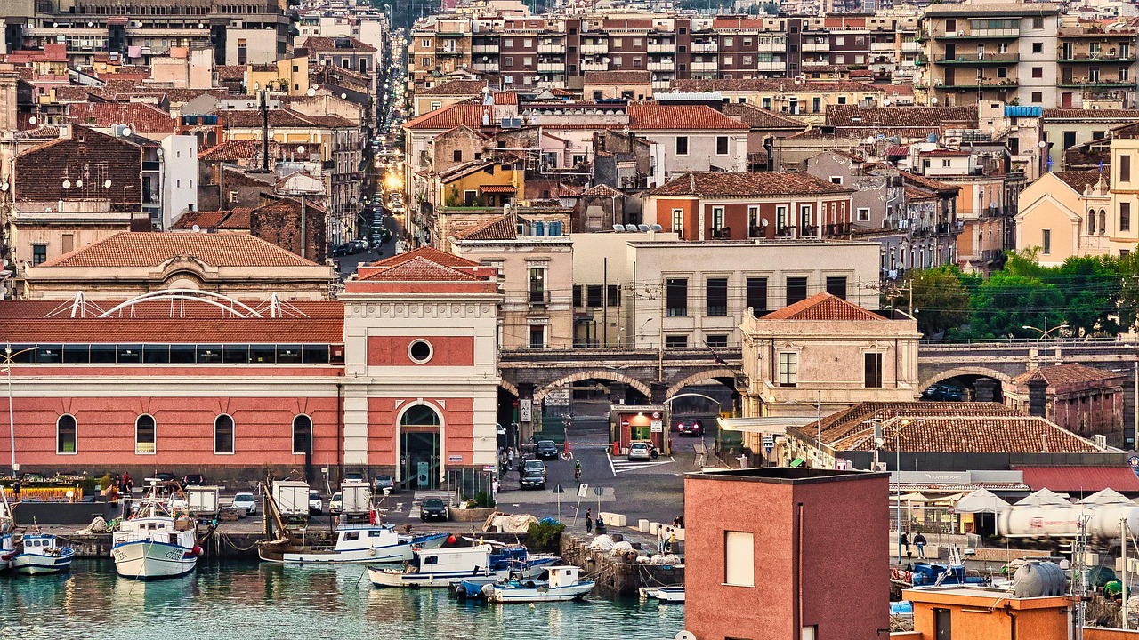 Guide to Catania Sicily First Impressions and City Centre Flow in the historic centre