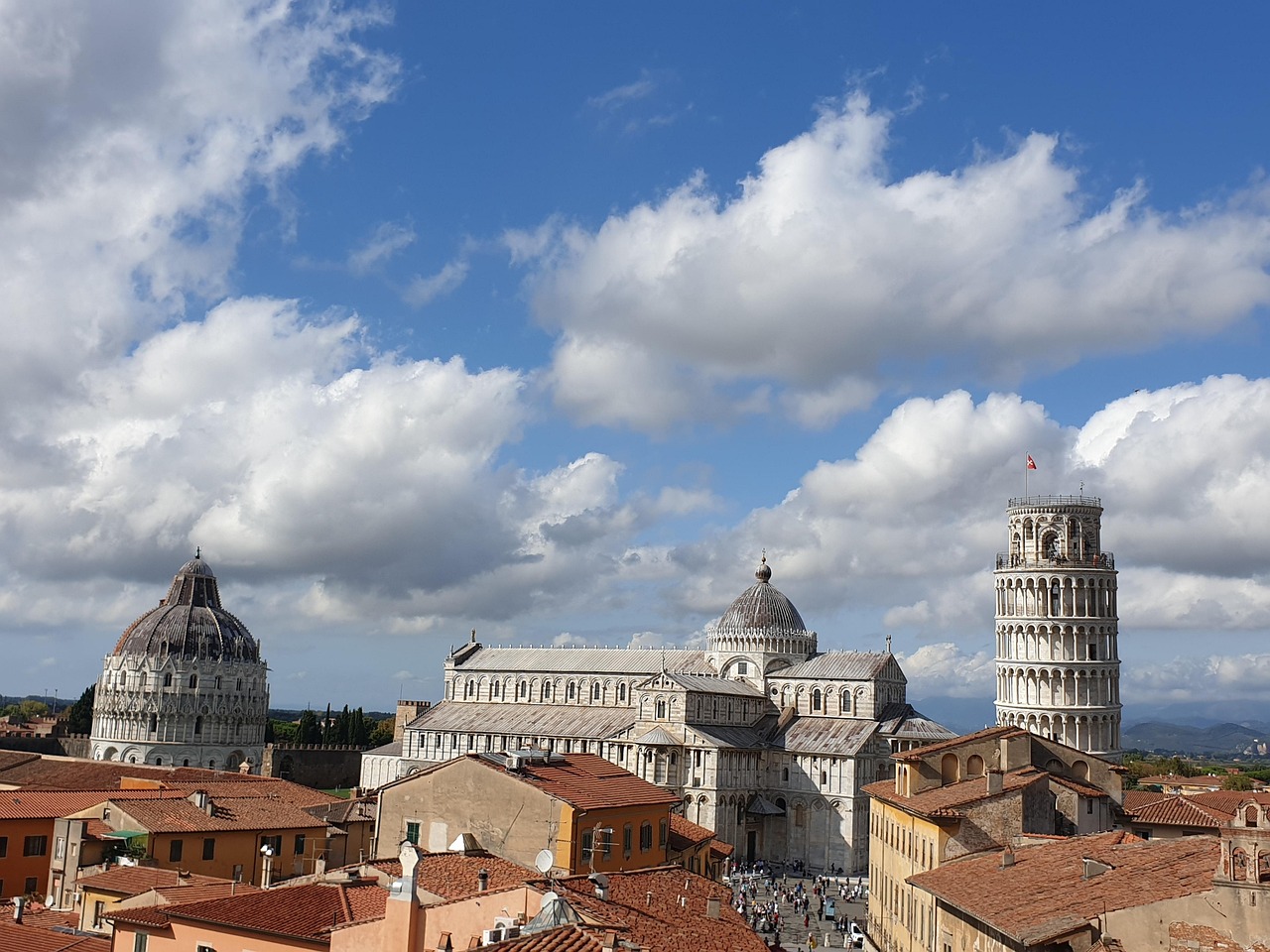 Tour of Pisa with a private guide to uncover hidden gems in the historical centre and Renaissance architecture