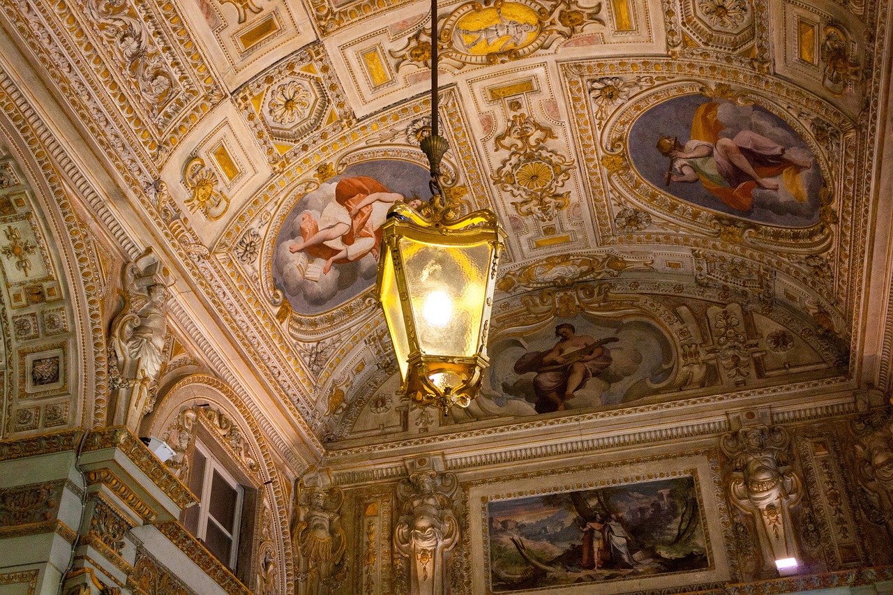 Via Garibaldi and Palazzi dei Rolli the palazzo route in Genova