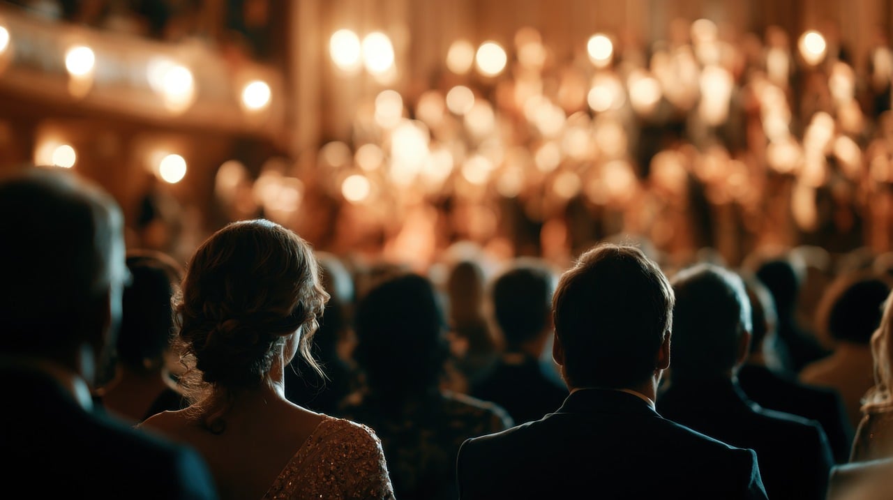 La Scala nights and Milanese cuisine with confidence inside Teatro alla Scala
