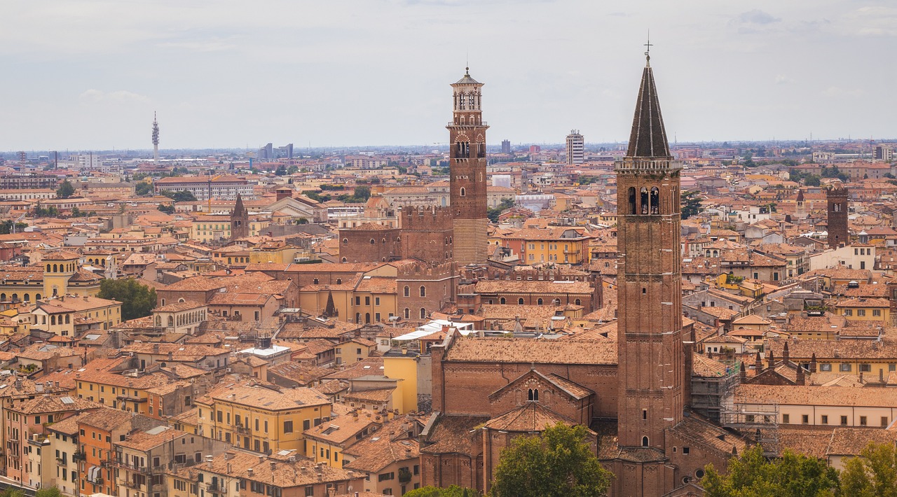 Historic Centre Walking Tour Map of Verona Top Attractions Guide through sunlit streets