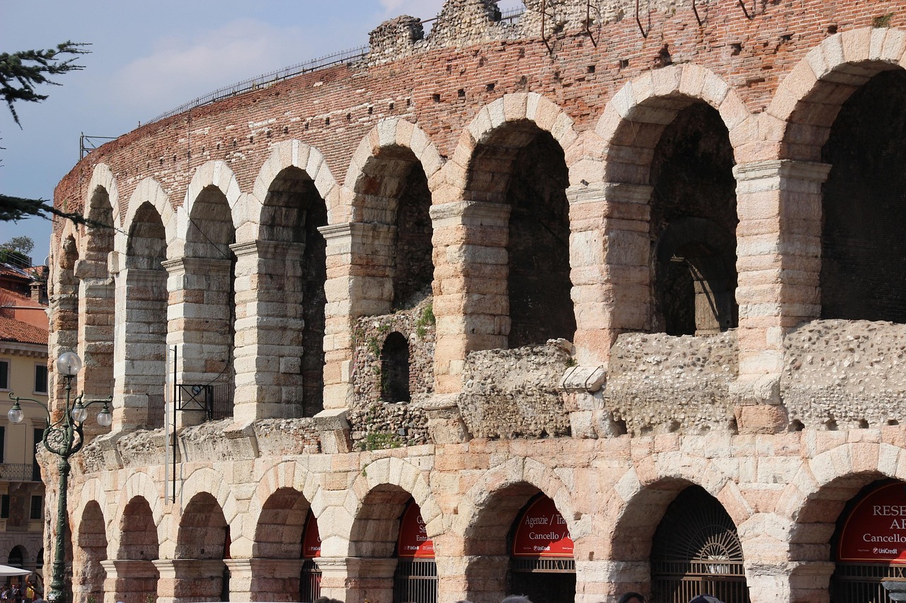 Verona Arena Opera Night on the Verona Map with the amphitheatre glowing at dusk