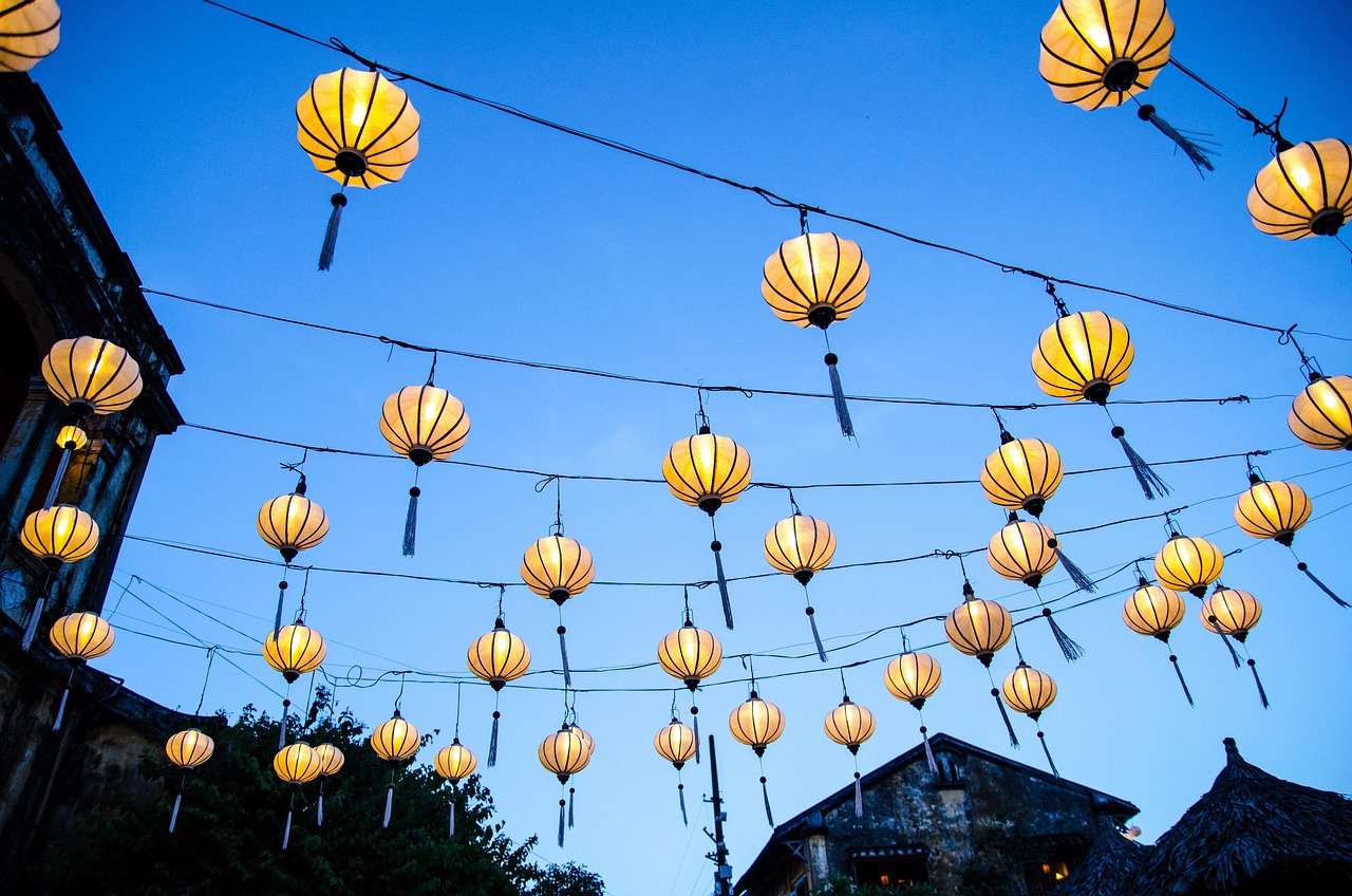 Central Vietnam Map Notes Hoi An Hue and Coastal Beauty with lantern-lit streets