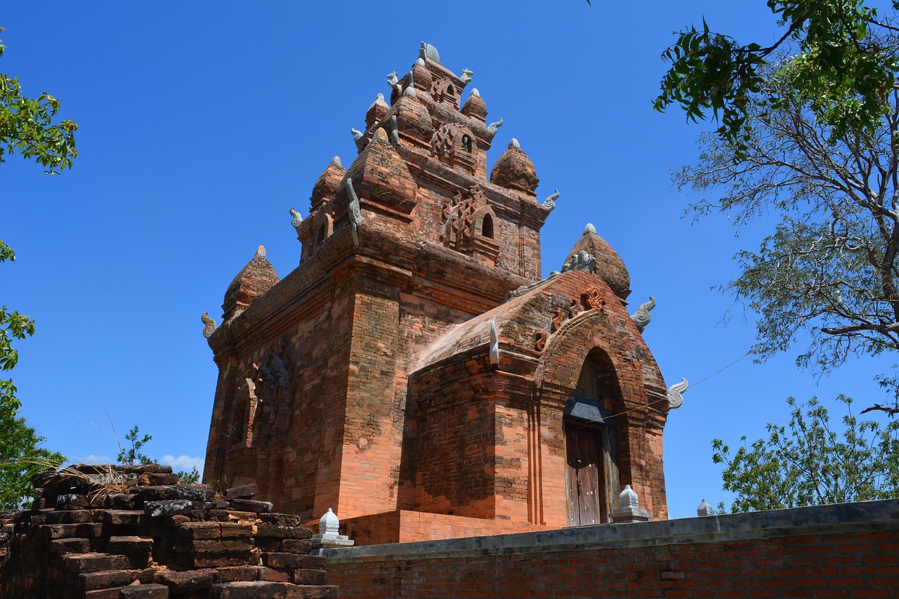 Uncover Cham Art at the Cham Museum in Da Nang with historic sculpture galleries