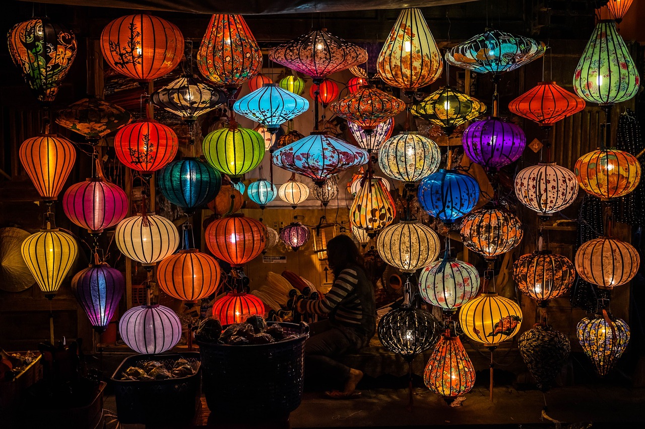 Cooking class and Hoi An Central Market local flavours in the morning