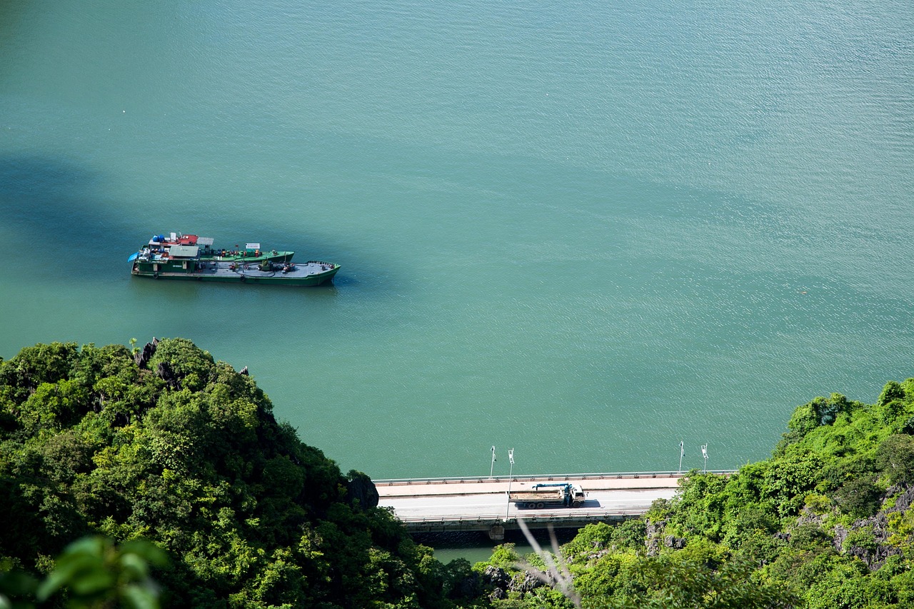 Ha Long Bay and Halong Bay by Private Yacht among limestone karsts