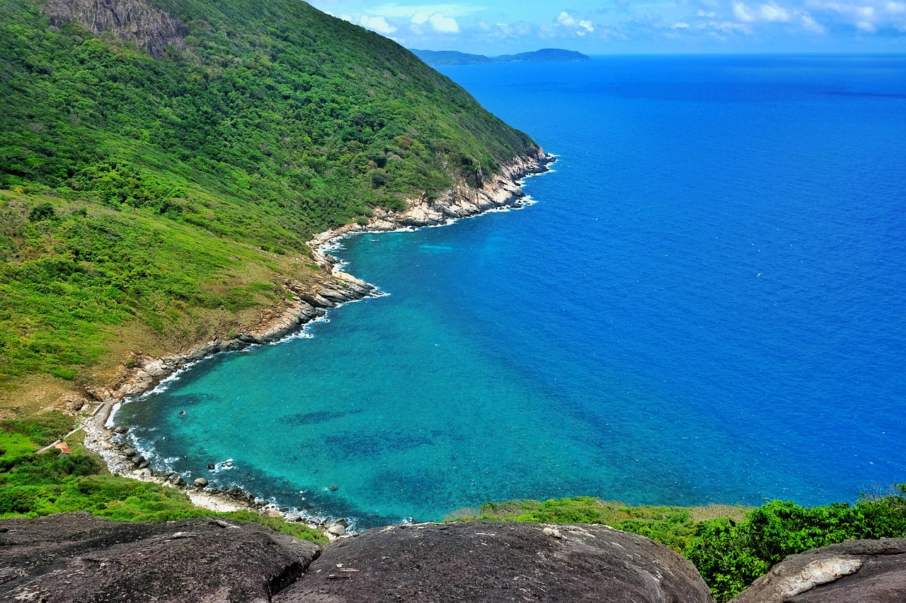 Choosing the Best Islands in Vietnam as a Luxury Destination for high-end travellers