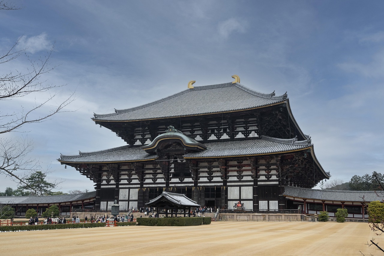 Famous landmarks in Japan overview and how to design them with Tōdai-ji Temple in Nara