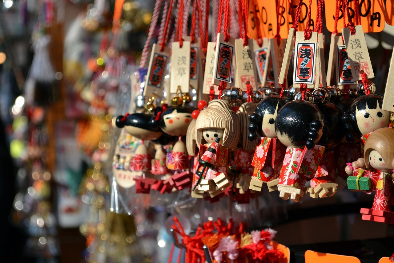 Eat, shop and stay in Asakusa like a local in Asakusa Japan