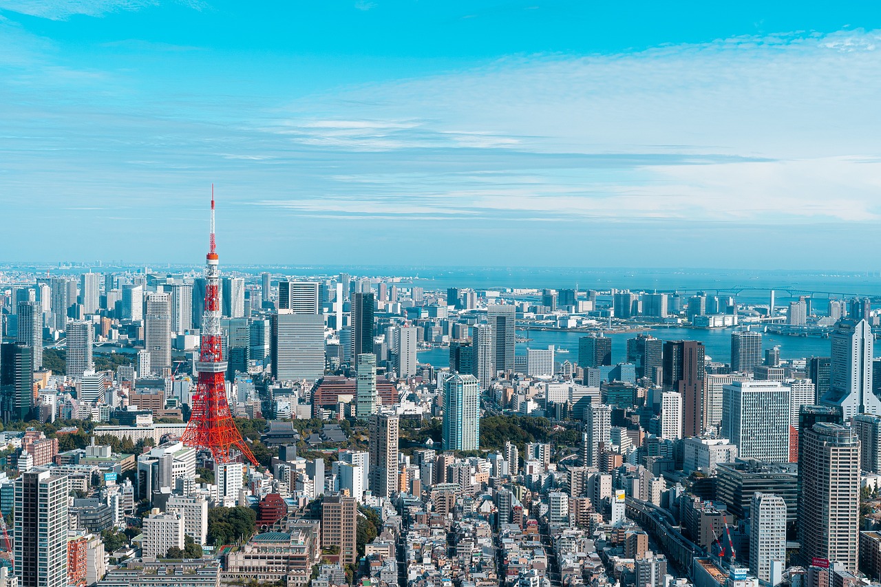 Iconic Tokyo city views from towers art and modern attractions