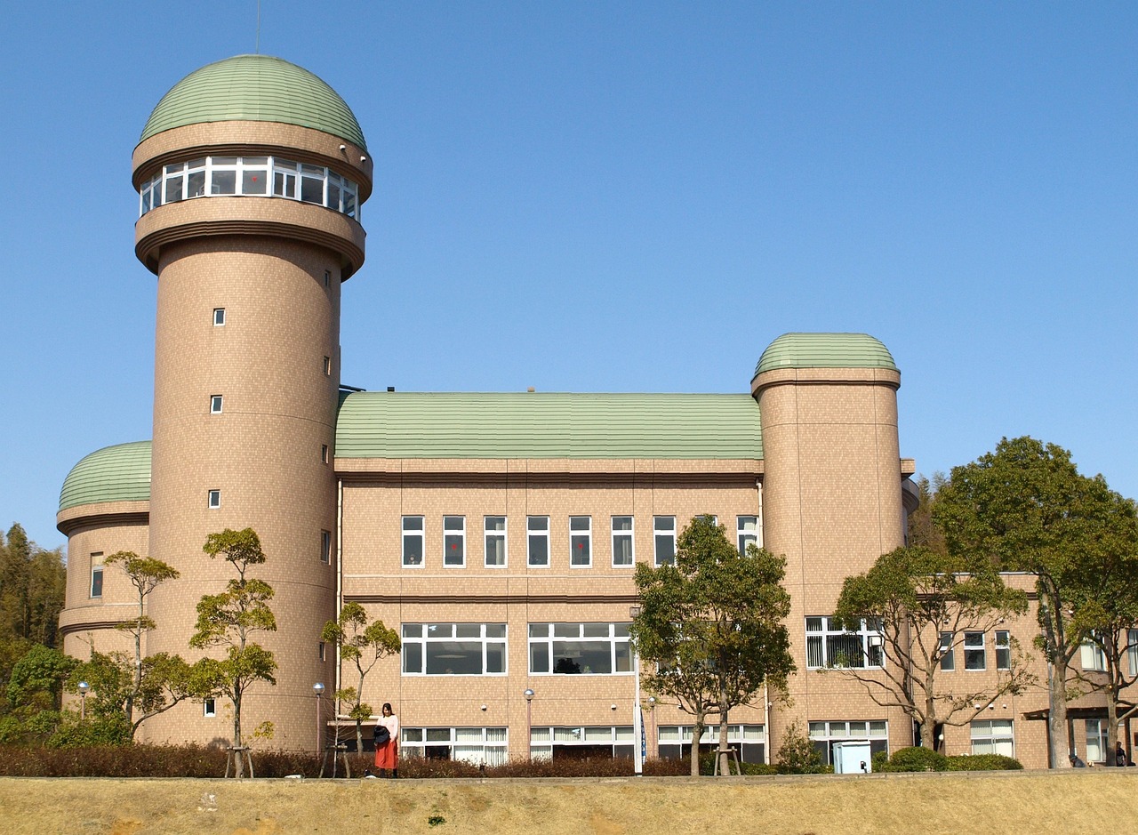 Hyokeikan Meiji elegance plus Toyokan and Gallery of Horyuji Treasures at Tokyo National Museum