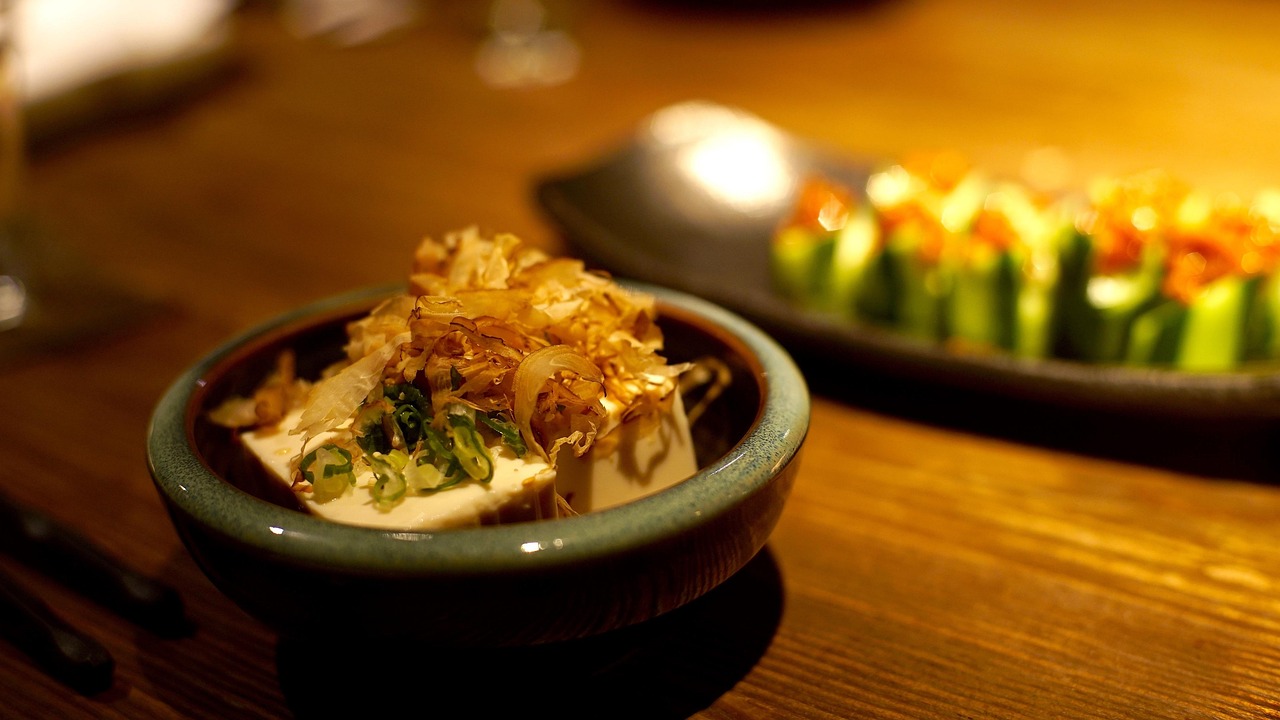 Stay in Kyoto with crafted kaiseki dining and refined market tastings