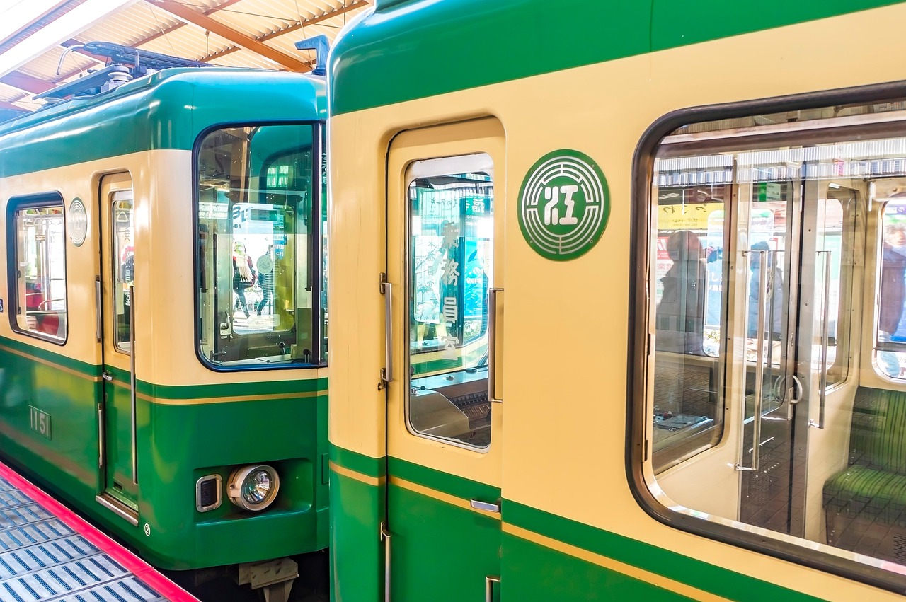 Getting to Hasedera Temple in Kamakura without stress via Enoden and Hase Station