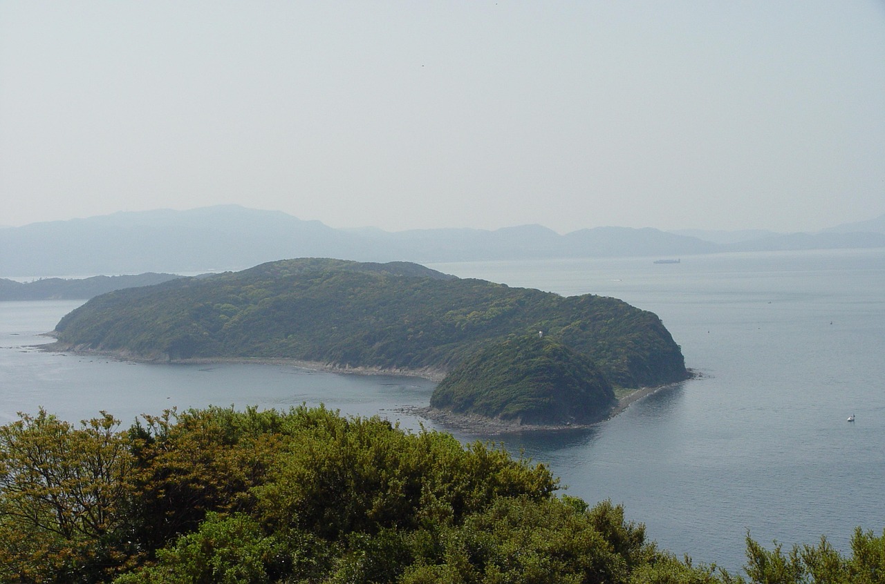 Shirahama seaside resort in Wakayama at a glance for Japan travel planning