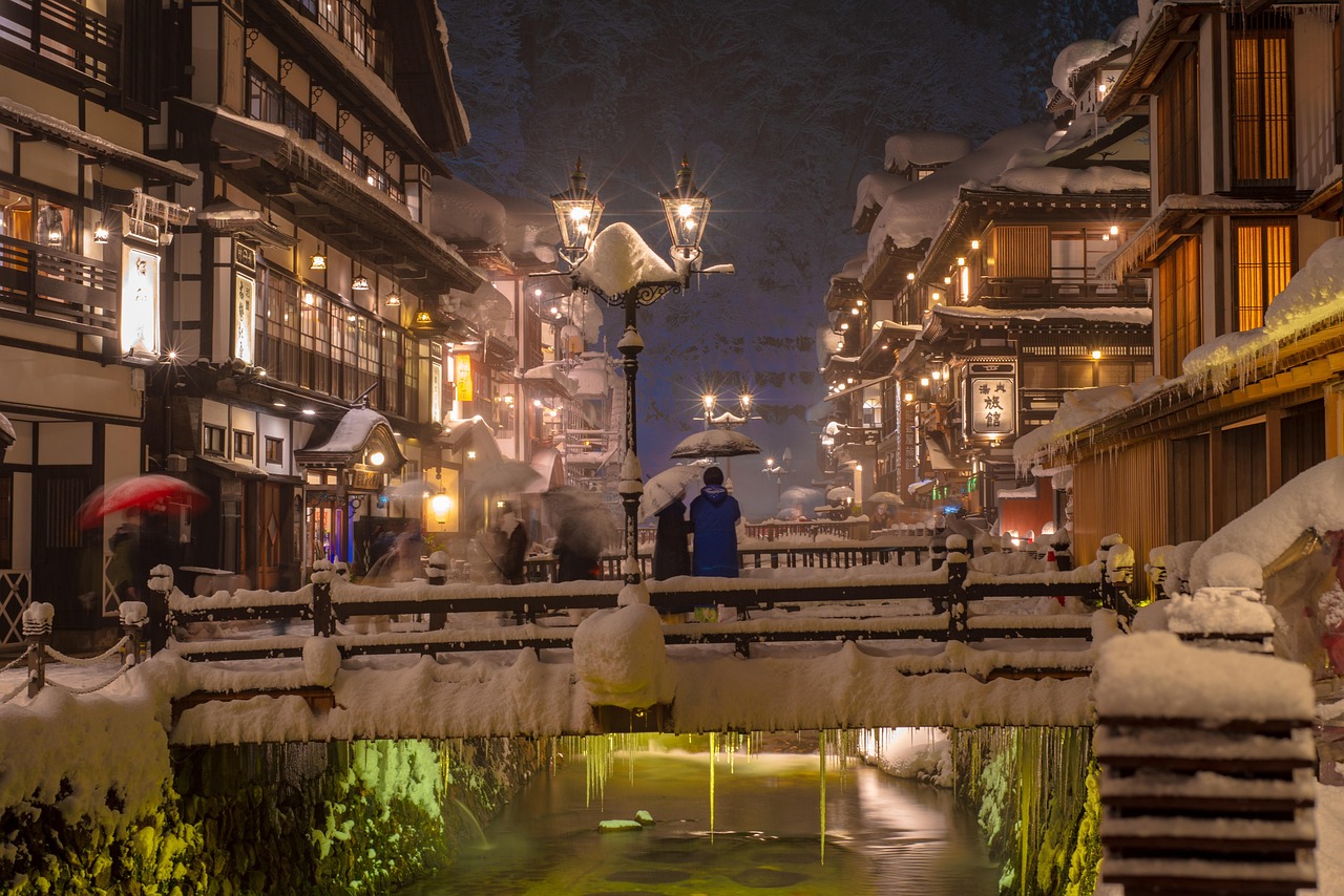Onsen in Japan A refined first soak for luxury travellers and hot spring bath etiquette