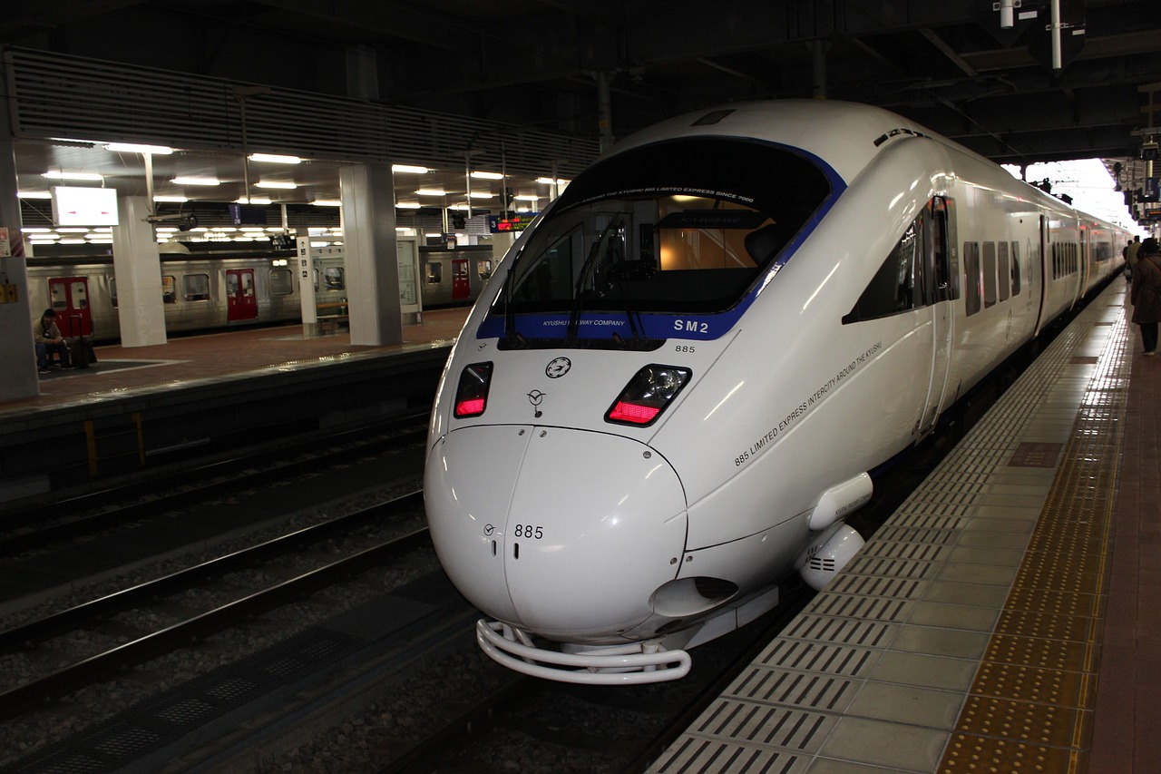 Design a seamless luxury itinerary across Japan with regional JR add-ons