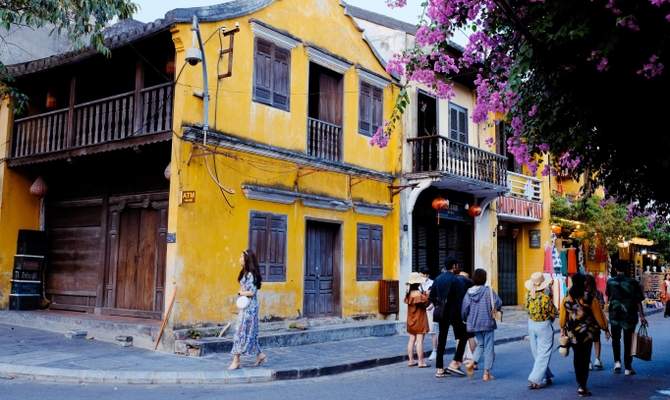 13-Day Vietnam City, Cruise and Culture