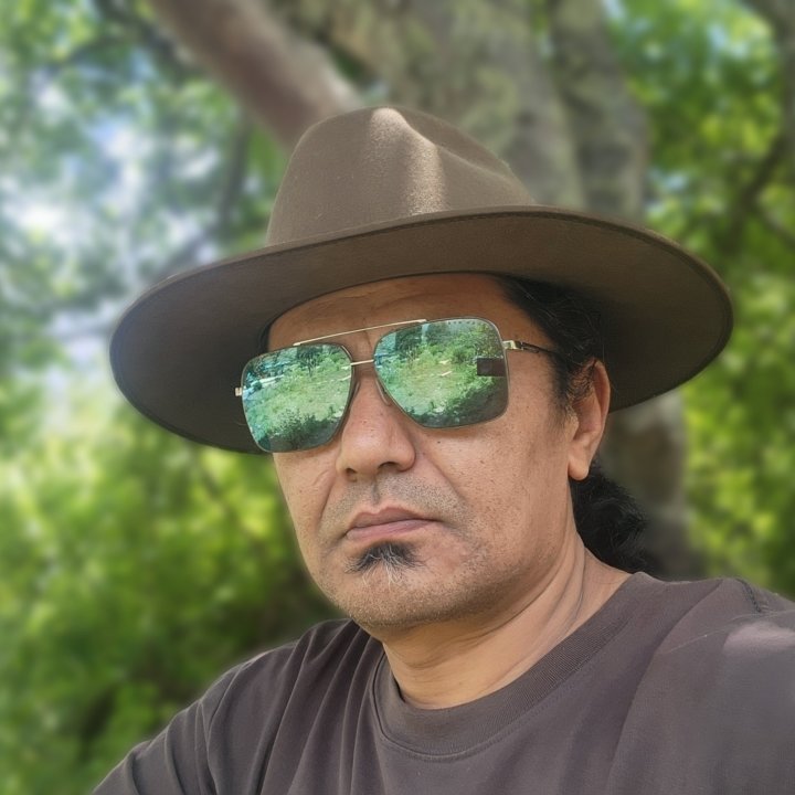 Ugyen T.