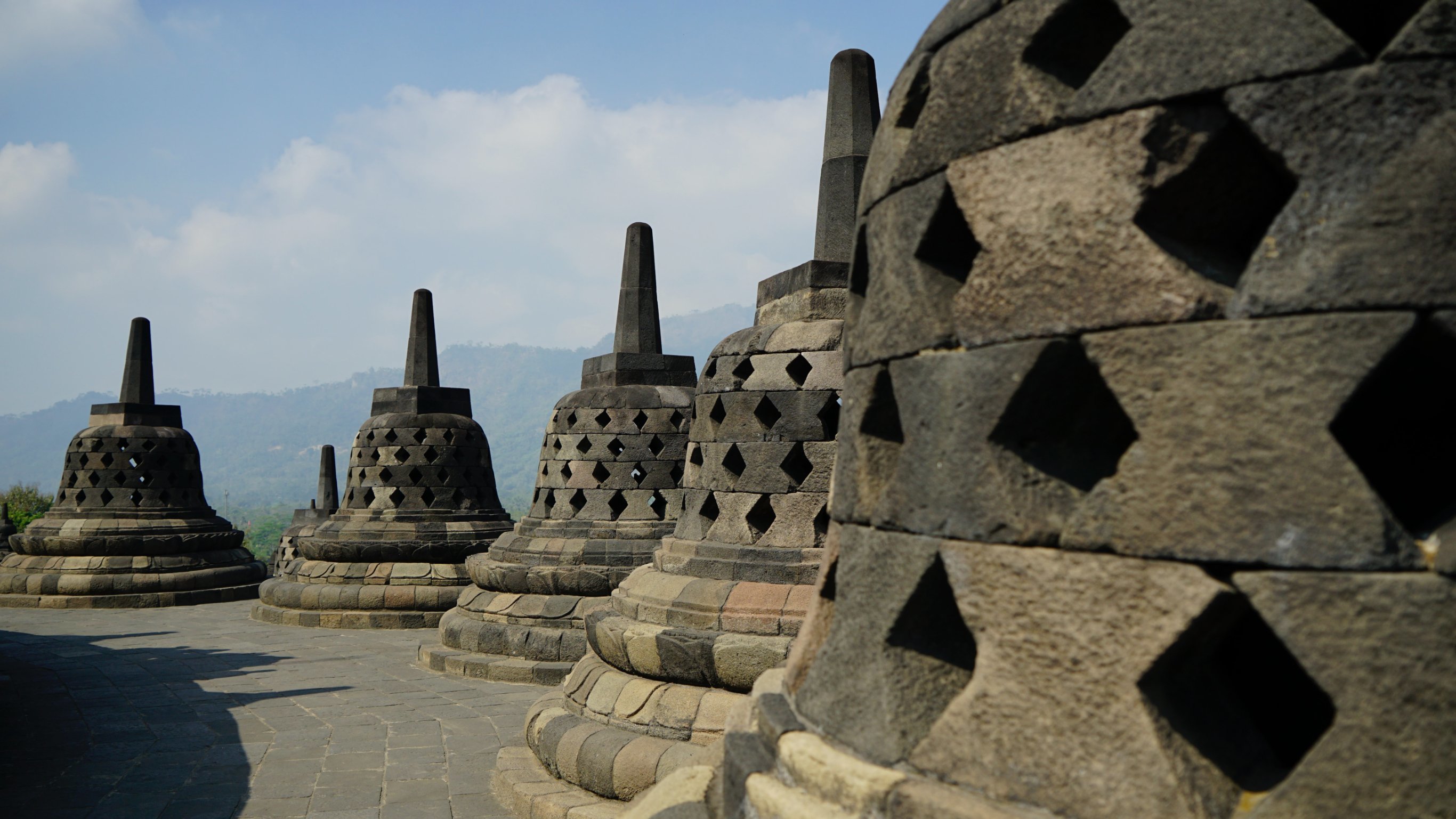Head to Java Island's City of Yogyakarta and Its Top Temples