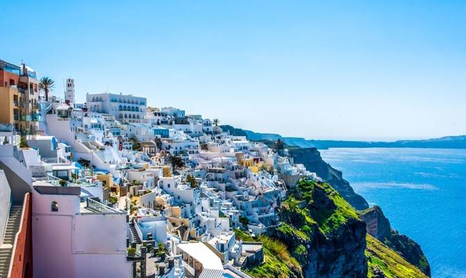 8-Day Santorini and Athens