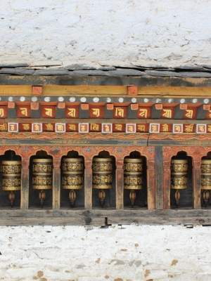 15-Day Cultural Tour with Day Walks & Festivals