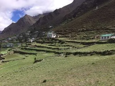 Gokyo to Phortse Village