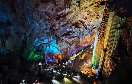 Wulong to Chongqing: Furong River & Cave Experience