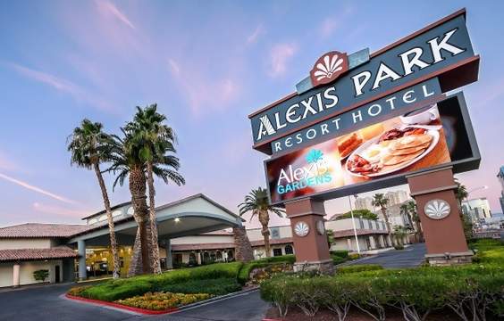 Arrive in Las Vegas