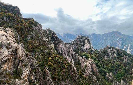 Seoraksan National Park & Sokcho Highlights